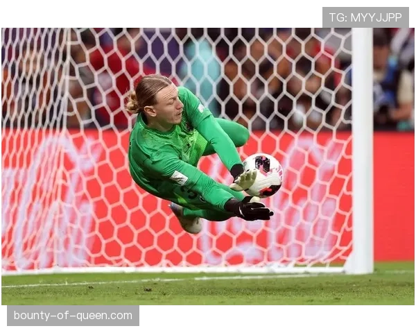 巴黎萨福诺夫出球能力：门将作为进攻发起第一环的战术价值